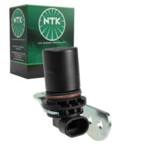 NTK Vehicle Speed Sensor for 1996-2004 GMC Jimmy