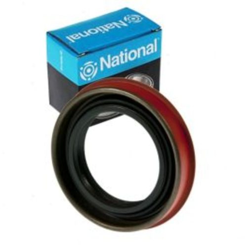 National Front Outer Differential Pinion Seal for 1997-2000 GMC K2500